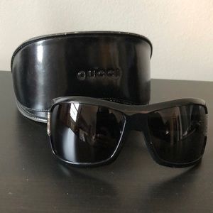 GUCCI Monogram Sunglasses